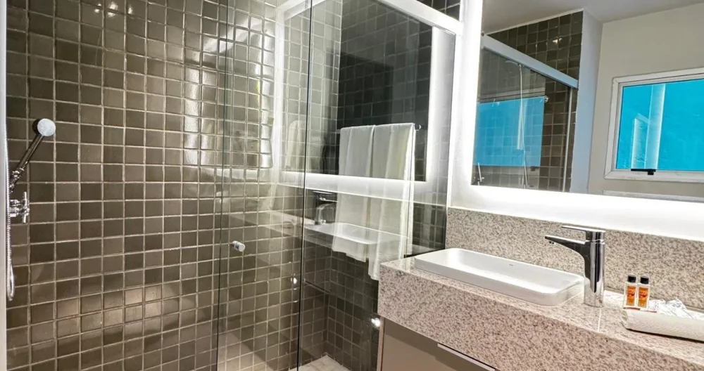Studio de luxe entièrement en marbre, situé dans le meilleur quartier de Copacabana - Photo 2