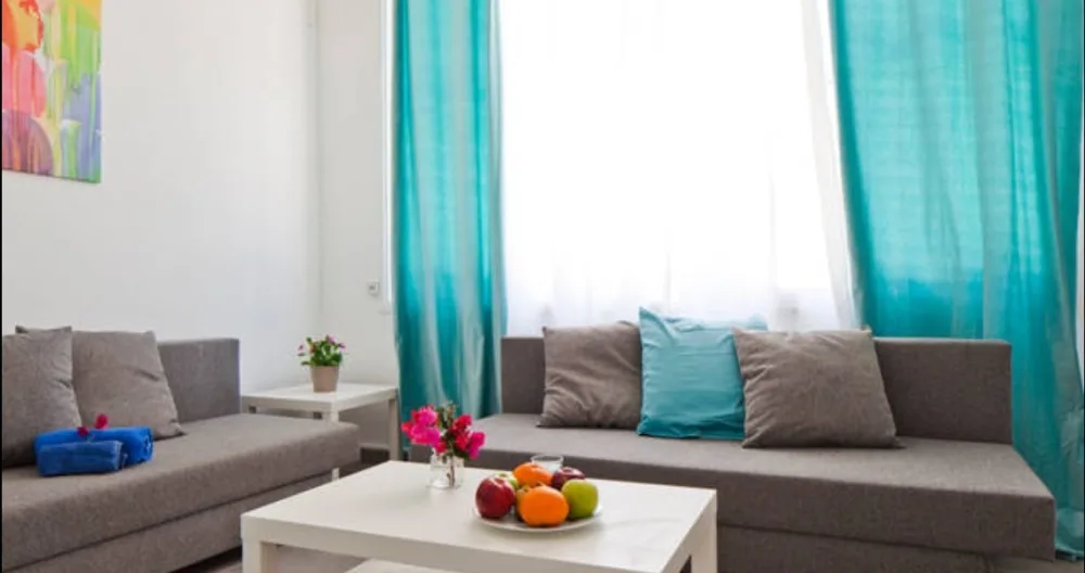 HA-CARMEL MARKET 2 ROOM APARTMENT - Photo 3