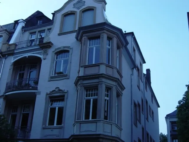 Chambre dans un bâtiment du début du siècle - Photo 1