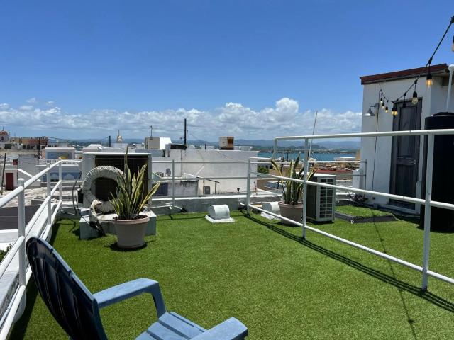 Bi-Level Rooftop Terrace AC Wifi 51 Calle Cristo