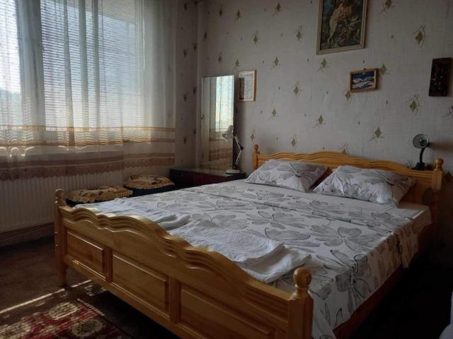 Vintage Vibes - Family Flat in a Quiet Area