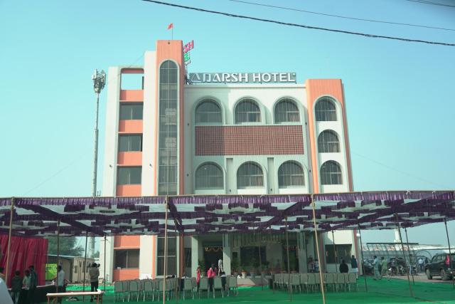 Adarsh Hotel