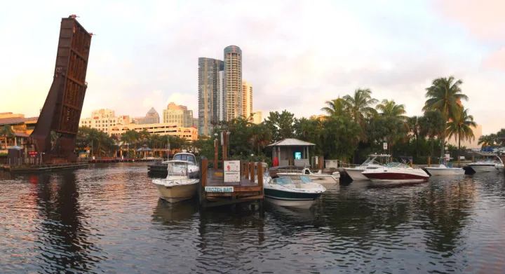 Quartier gay de Fort Lauderdale : Wilton Manors